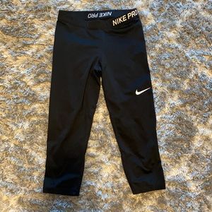 Women’s Nike Capri Leggings
